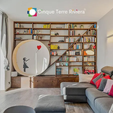 Graffiti House Luxury Апартаменты *